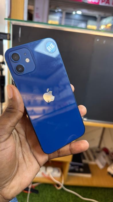 iPhone 12