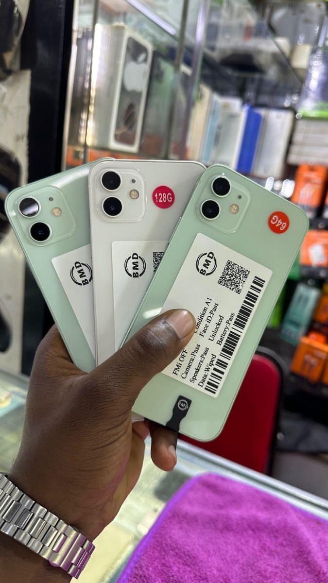 iPhone 12 64gb